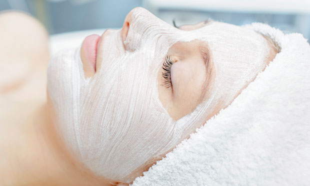 peeling-facial-dermatologista-cuidados-pele-inverno
